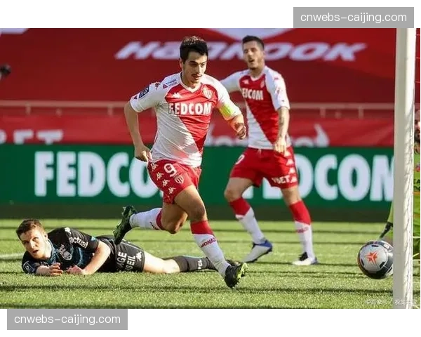 实时:摩纳哥两球领先被布雷斯特连追两球,比分2-2 实时:摩纳哥两球领先被布雷斯特连追两球,比分2-2