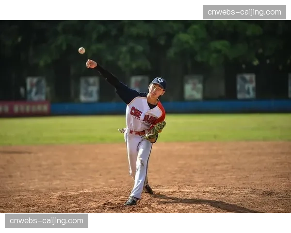 美国职业快速投垒球联赛(NPF)季前表演赛,卫冕冠军芝加哥强盗队爆冷告负 美国职业快速投垒球联赛(NPF)季前表演赛,卫冕冠军芝加哥强盗队爆冷告负